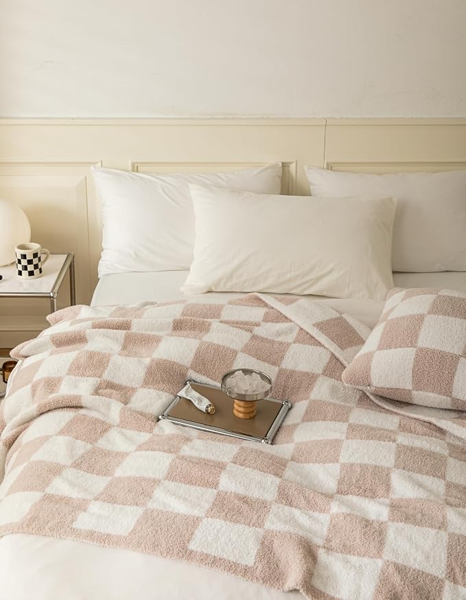 Ultra Soft Cozy Buffalo Checkerboard Grid Fluffy Microfiber Queen Size 90"X90" Bed Blanket Duvet Cover Checkered Knitted Blanket Lightweight Fleece for Sofa Couch Bed Travel Cream