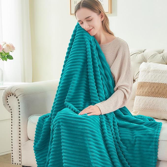 BEDELITE 3D Ribbed Ocean Blue Fleece Throw Blanket for Couch, 50x60 Inch | Soft Warm Decorative Fluffy Blanket, Cozy Plush Lightweight Fuzzy Throw Blanket for Bed Sofa Home Room Decor, Gift for Women