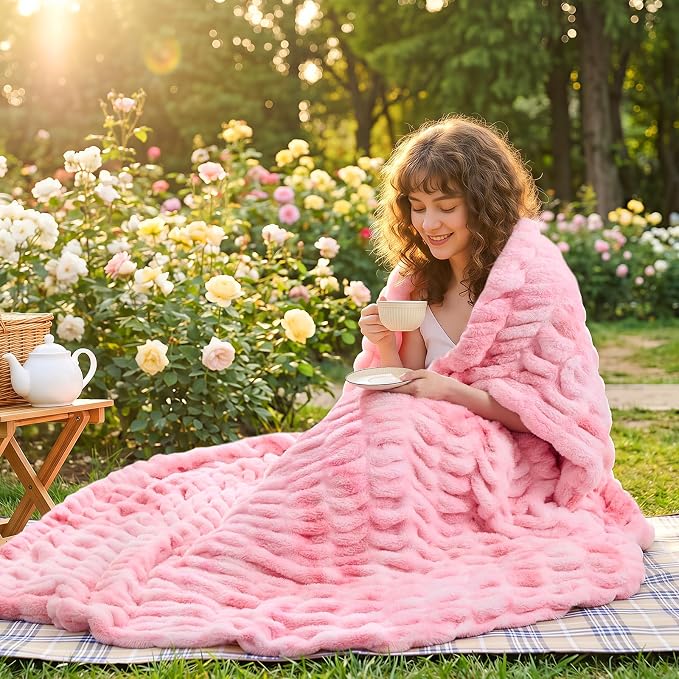 Lotus Karen Faux Fur Throw Blanket, 900 GSM Dual-Sided Soft Ruched Fluffy Blanket for Couch, Cozy Fuzzy Plush Throw Gifts for Women Man Bedroom Living Room (Tie-Dye Pink, 50"x60")
