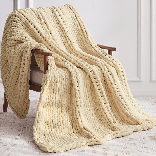 Negwoo Chunky Knit Throw Blanket, Knitted Throw Chenille Yarn, 80"*90" | Soft Thick Cable Knitted Blankets, Handmade Big Thick Blanket, Machine Washable Cute Comfy Blanket for Home Decor, Oatmeal