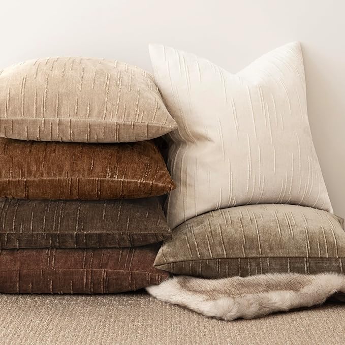 Foindtower Pack of 2 Slubby Textured Chenille Throw Decorative Pillow Covers Square Accent Solid Cushion Cover Cozy Soft Farmhouse Pillow Case for Couch Sofa Bedroom Living Room 20x20 Inch,Cream White