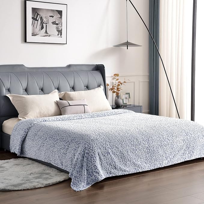 PLEASANT BOULEVARD | Leopard Throw Blanket Fleece, Premium Lightweight Cozy Warm Plush Microfiber Bedspread for Couch Sofa and Bed (Blue, King (108 x 90 inches))