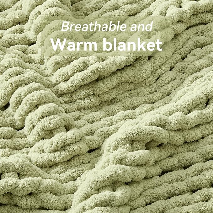 Negwoo Chunky Knit Throw Blanket, Knitted Throw Chenille Yarn, 50"*60" | Soft Thick Cable Knitted Blankets, Handmade Big Thick Blanket, Machine Washable Cute Comfy Blanket for Home Decor,Light green