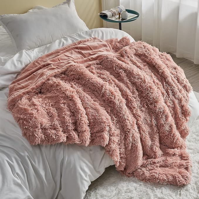 GONAAP Fuzzy Faux Fur Queen Blanket for Couch, Pink, 90"x90" | Warm Cozy Plush Shaggy Decorative Reversible Thick Non-Heated Fleece Blanket for Sofa Bed, Gift for Women Men, All Season Use