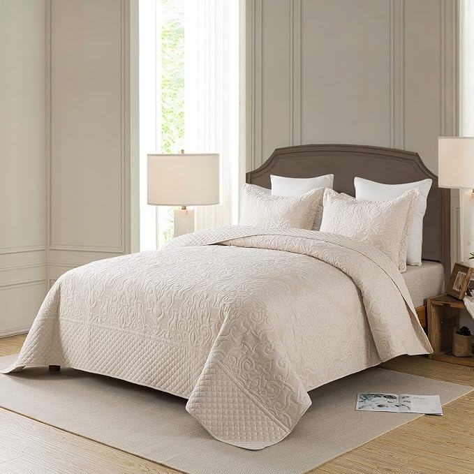 NEWLAKE Quilt Bedspread Set, Beige Jacquard Embossed Floral Pattern Reversible Embroidered Microfiber Coverlet Sets, King Size