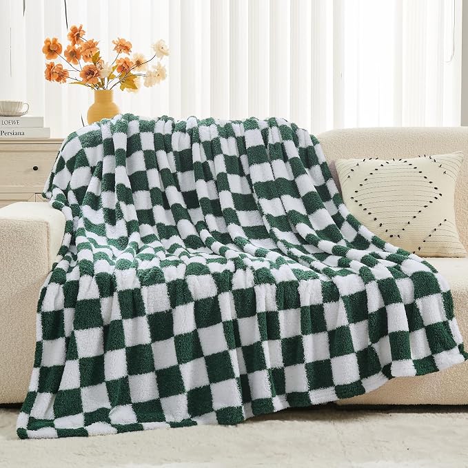 NEWCOSPLAY Knitted Throw Blanket for Couch Sofa Bed, Green White, 50"x60" | Super Soft Plush, Fuzzy Fluffy Microfiber, Lightweight Cozy Blanket for Room Decor, All Season Use, Dark Green White