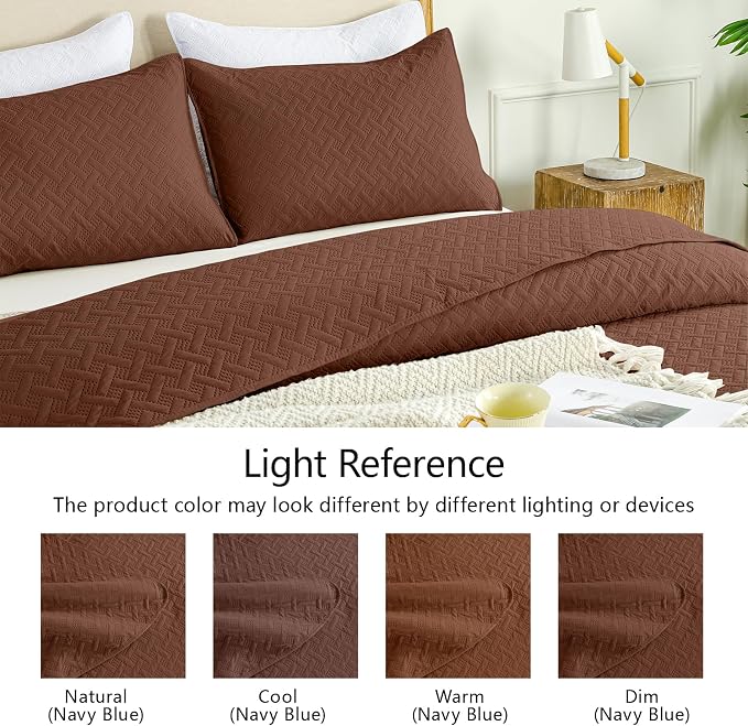 FLYMME Full/Queen Quilt Bedding Set, Brown Lightweight Microfiber Bedspread, Modern Geometric Weave Stripe Pattern, Soft Summer & All-Season Bed Coverlet, Includes 1 Quilt & 2 Shams