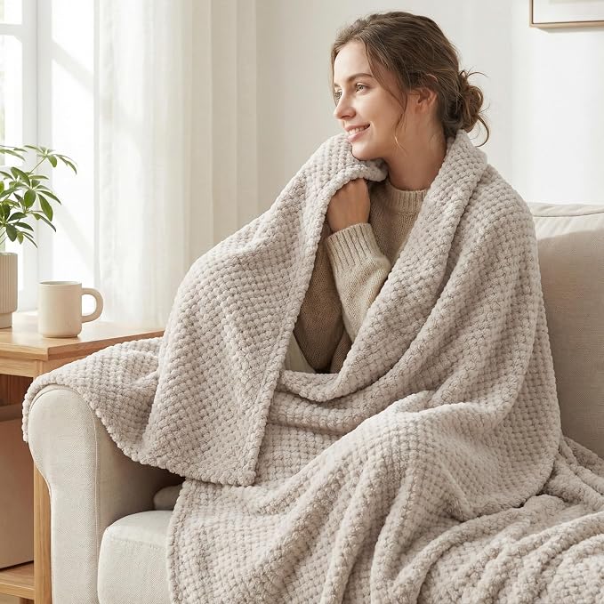 Exclusivo Mezcla Soft Waffle Fleece Bed Blanket Twin Size, Tan | Lightweight Plush Blanket for Bed, Couch, Sofa, Cozy Fluffy Design for Bedroom, Guest Room, All Season, 60x80 Inches