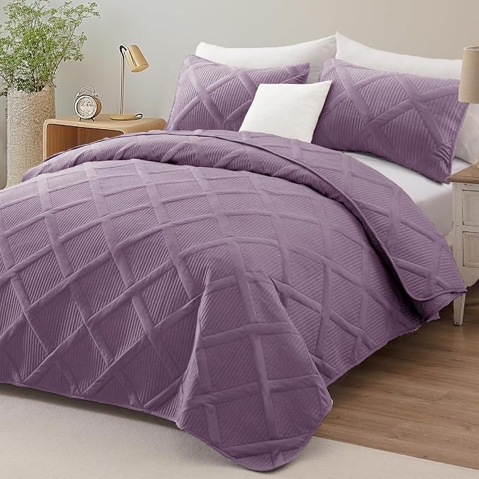 Exclusivo Mezcla Twin Size Quilt Set, Dusty Lavender | Soft Bedspreads with 1 Pillow Sham, Modern Striped Pattern, Lightweight Bedding Set Coverlets for All Seasons, 68x88 Inch