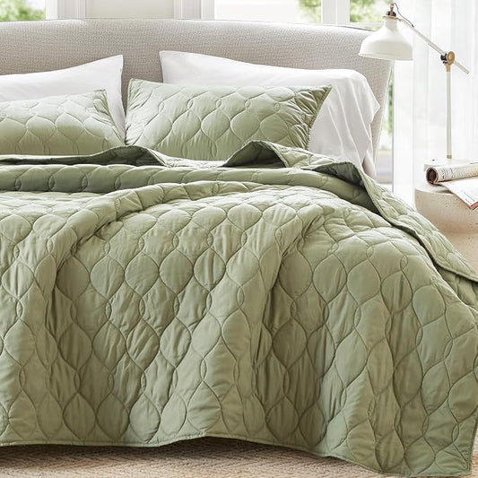Comfort Spaces Kienna Queen Quilt Bedding Set 3P, 90"x90" Olive Green Ogee | Soft Cozy Lightweight Summer Coverlet Full Size, Quilted Bedspreads Extra Layer, Modern Casual Bedroom Decor, OEKO-TEX