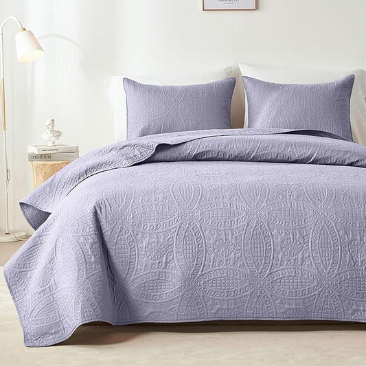 akkialla 118"x106" Lavender California King Quilt Set, Oversized Floor-Length Bedspread, Modern Coin Pattern Microfiber Coverlet, 3-Piece All Season Bedding with 2 Pillow Shams