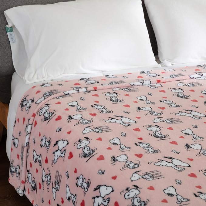 Berkshire Blanket Peanuts® VelvetLoft® Cute Character Snoopy Plush Blanket,Poses and Hearts Blush,Full/Queen 90 in x 90 in (Official Peanuts® Product)
