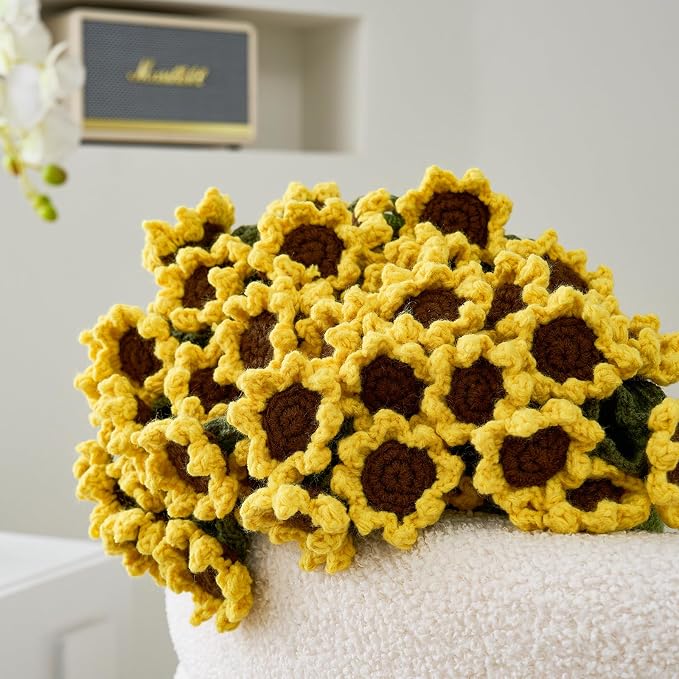 Crochet Flower Bouquet Throw Blanket, Handmade Knitted Blanket with Sunflower, Cute Romantic Gift for Her Girlfriend Mom Mother’s Day Valentine Wedding Anniversary Birthday (Without Packaging Bag)