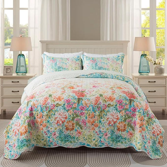 Travan Bedding Set - King Quilt Set with 1 Quilt and 2 Shams, Dream Garden-Champagne, Microfiber, All Season, 3 Pieces