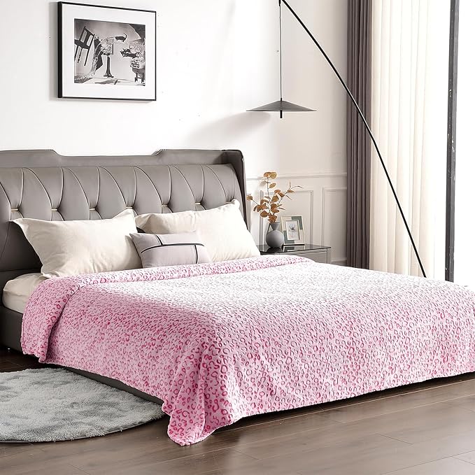 PLEASANT BOULEVARD | Leopard Throw Blanket Fleece, Premium Lightweight Cozy Warm Plush Microfiber Bedspread for Couch Sofa and Bed (Hot Pink, Throw (50 x 60 inches)