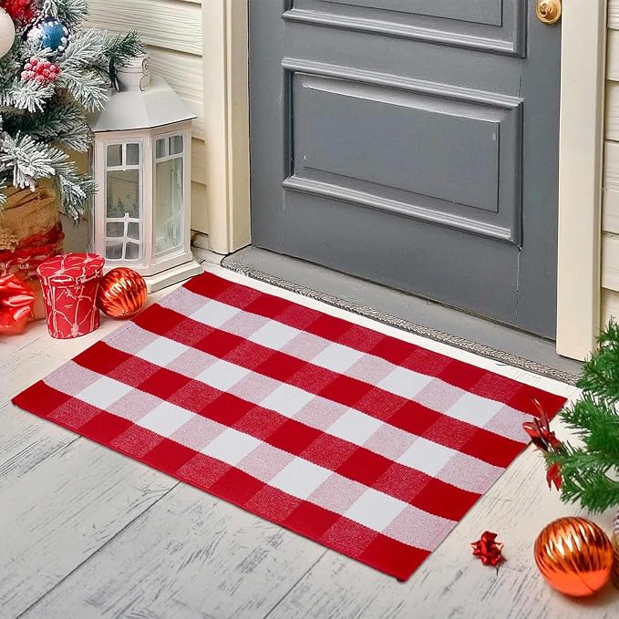 Christmas Buffalo Plaid Rug 27.5x43 in, Red White Indoor Outdoor Rug | Cotton Blend, Red and White Checkered, Machine Washable, Layering Rug, Porch Entryway Decor