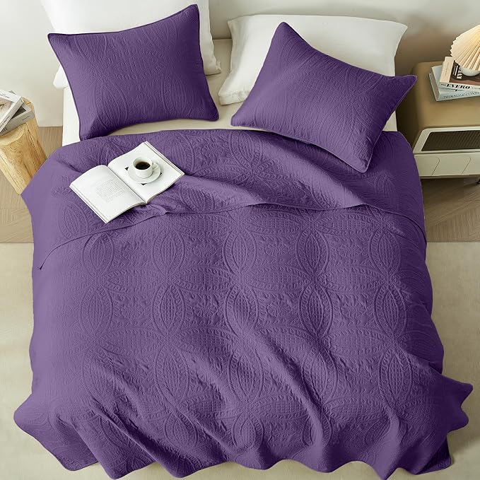 akkialla 118"x106" Purple California King Quilt Set, Oversized Floor-Length Bedspread, Modern Coin Pattern Microfiber Coverlet, 3-Piece All Season Bedding with 2 Pillow Shams