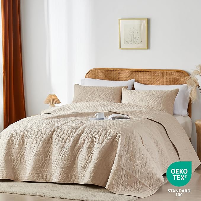akkialla Twin Size Quilt Bedding Set,Beige Lightweight Microfiber Soft Bedspreads,Modern Style Geoetric Pattern Coverlet Set for All Seasons,2 Piece(1 Quilt,1Pillow Sham)
