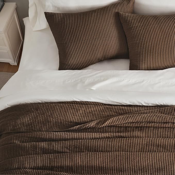 EVERGRACEHOME Cotton Ribbed Matelassé Coverlet Set, Queen, Sienna Brown | Soft Lightweight Bedspread, 3 Pieces, Breathable Cozy Oversized Quilted Bedding Set for All Seasons, with 2 Pillow Shams