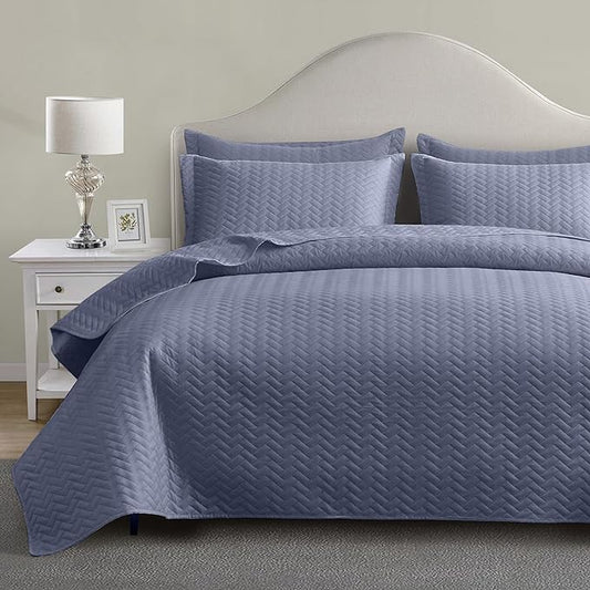 Maple&Stone Mineral Blue Quilt Set King Size, Lightweight Bedspread | Breathable Coverlet with Chevron Pattern, All-Season Dorm Bed Cover Set Bedding Decor 3 Piece