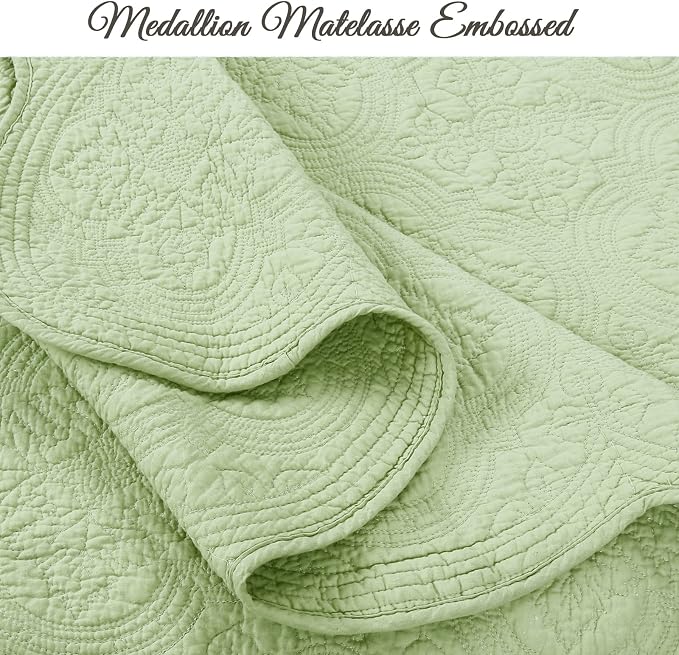 Cozy Line Home Fashions 100% Cotton Medallion Matelasse Embossed Bedding Quilt Set, Reversible Lightweight Bedspread, Coverlet for All Season (Blantyre - Green, Twin - 2 piece)