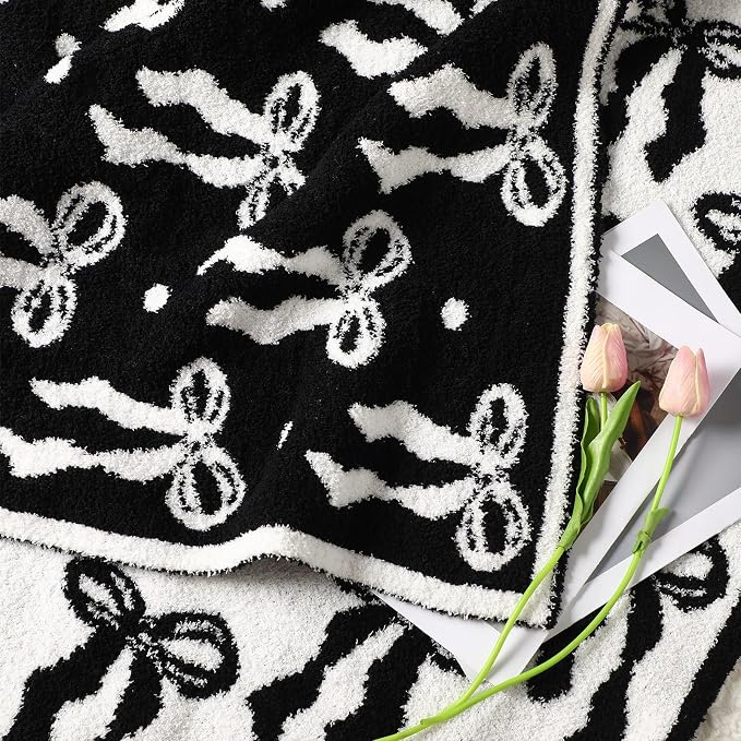 Buryeah Black Bow Blanket Soft Microfiber Double Sided Bow Throw Blanket 50"x 60" Coquette Aesthetic Dormitory Room Decor Plush Sofa Chair Bedding Stuff for Women, Christmas Fall Thanksgiving Gifts