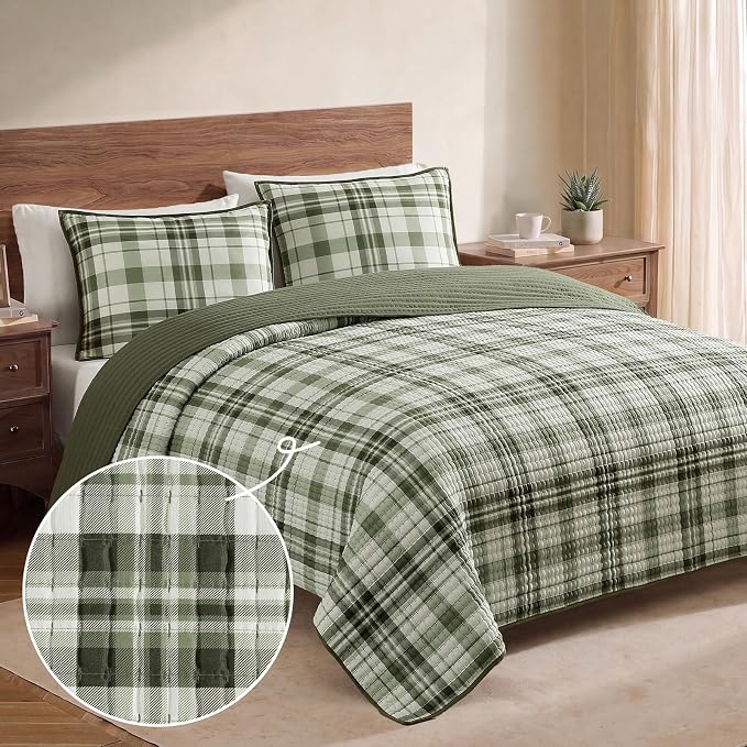 King Quilt-Lightweight Bedspread Plaid Quilt King Size Quilt Bedding Set | Green Reversible Neutral Coverlet with 2 Shams for All Seasons, Suitable for Bed, Couch, 3 Pieces, 106"x94"
