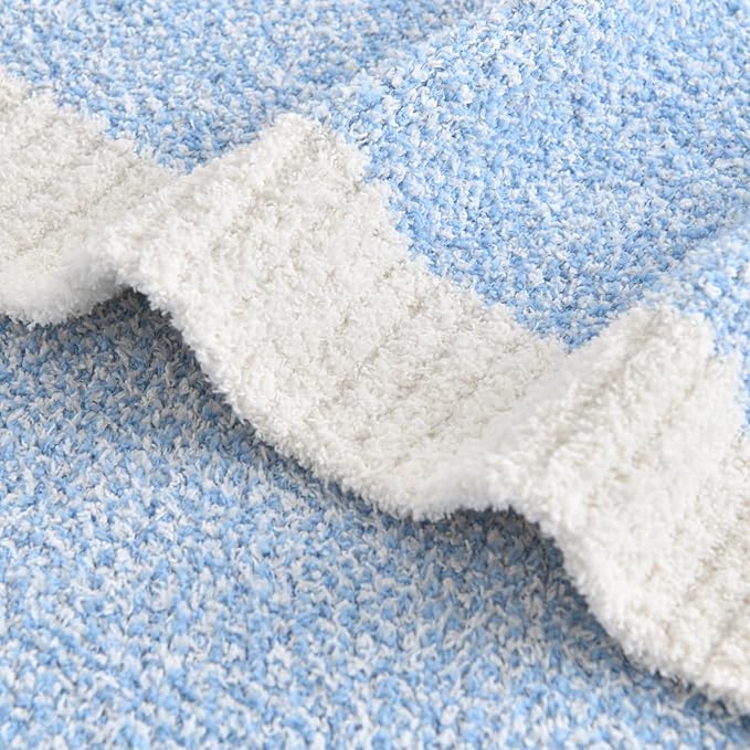 Chunky Knit Boucle Throw Blanket, Soft Washable Coastal Blanket for Bed Couch, Lightweight Cozy Oversized Feather Knit Blanket Indoor Outdoor for Sofa (Blue, Twin 60"x80")