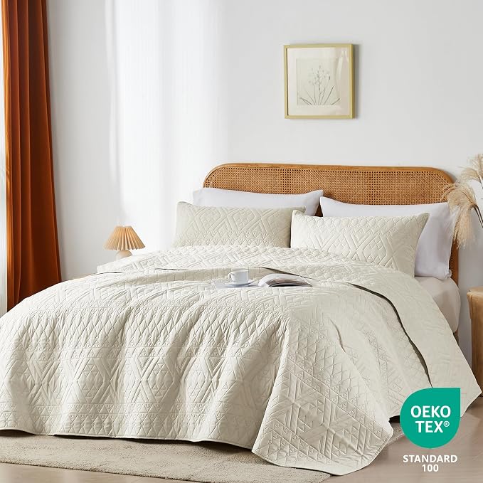 akkialla Full/Queen Quilt Set, Boho Style in a Solid Color, Cream Lightweight Microfiber Bedspread, Soft and Breathable Coverlet for All Seasons, 3-Piece Bedding Set (1 Quilt, 2 Pillow Shams)