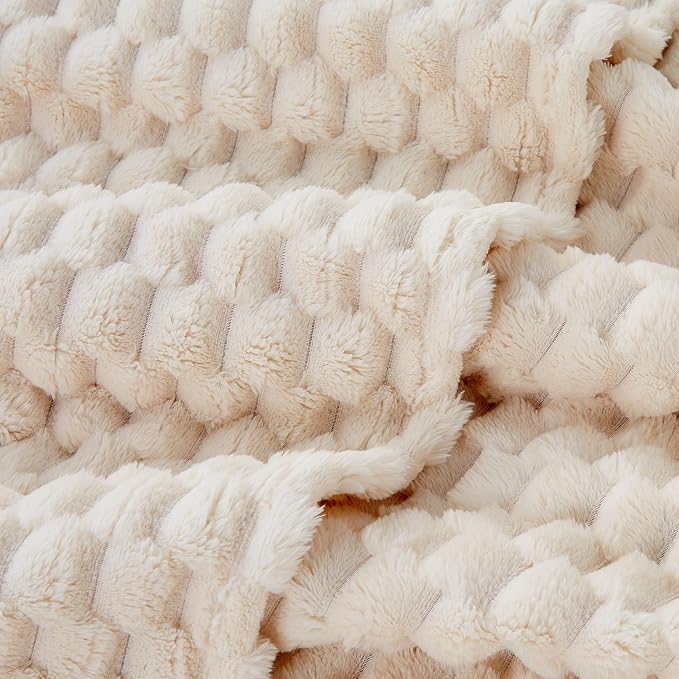 EXQ Home Fleece Blanket Queen Size for Bed or Couch - 3D Imitation Turtle Shell Jacquard Decorative Blankets - Cozy Soft Lightweight Fuzzy Flannel Blanket Suitable for All Seasons(90"×90",Beige)