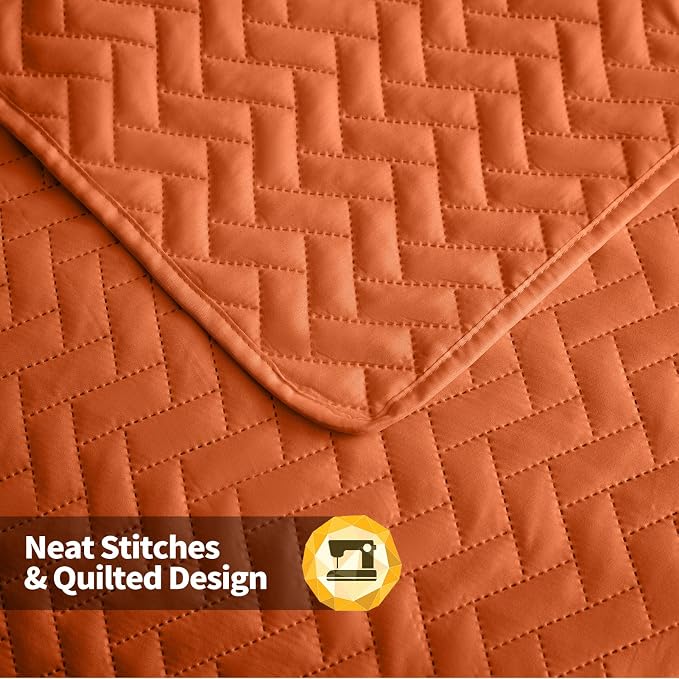 Maple&Stone Brunt Orange Quilt Set King Size, Lightweight Bedspread | Breathable Coverlet with Chevron Pattern, All-Season Dorm Bed Cover Set Bedding Decor 3 Piece