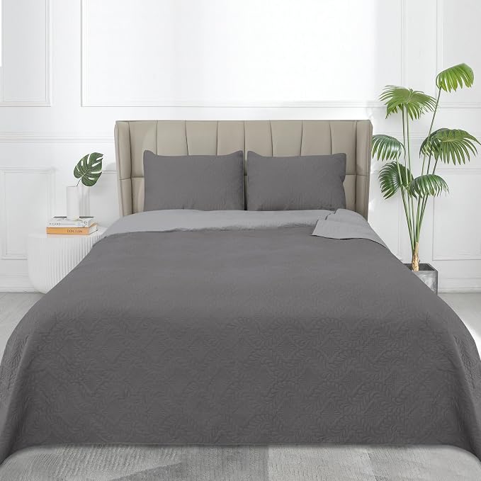Easy-Going Reversible Quilt Set King, Bedspread with 2 Shams | Olive leaf-Gray/Light Gray, Lightweight Microfiber Bed Comforter, 1 Quilt + 2 Pillow Shams, All-Season Coverlets for Bedroom
