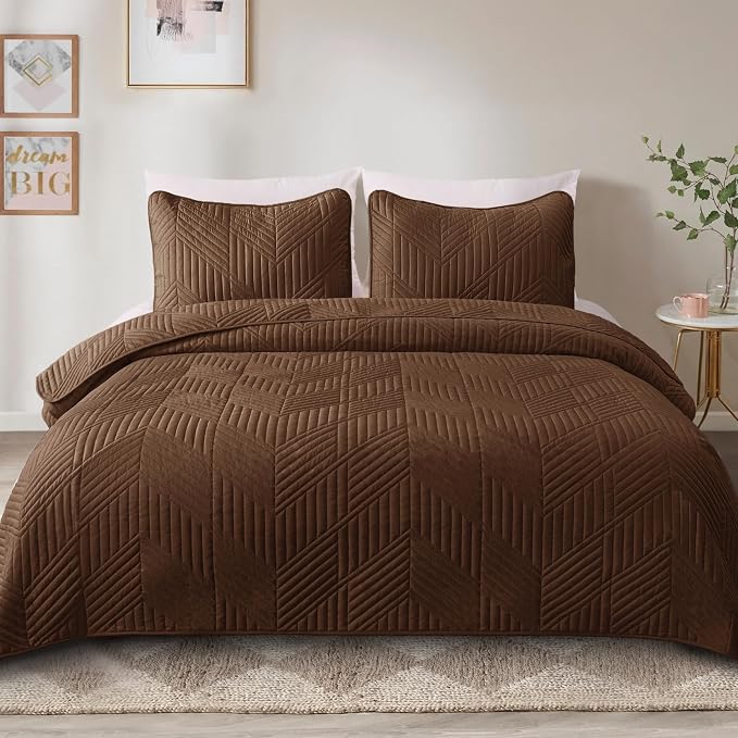 Exclusivo Mezcla Ultrasonic Twin Quilt Bedding Set, Brown | Lightweight Bedspreads, Soft Microfiber, Modern Geometric Coverlet, All Season Bed Cover, 1 Quilt and 1 Pillow Sham