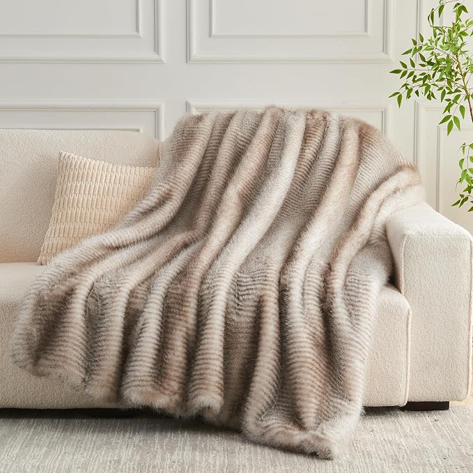 NEWCOSPLAY Faux Fur Thick Throw Blanket for Couch,Stripe Light Grey,50"x60" | Luxury Fluffy Thick Warm Blanket for Couch Sofa Bed 1000GSM, Soft Plush Cozy Decorative Throw, Gift for Women Men