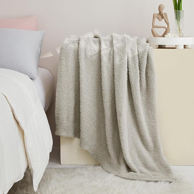 CYMULA Super Soft Knit Throw Blanket Twin Size Light Grey-Lightweight Plush Fuzzy Fluffy Warm Cozy Blankets and Throws for Sofa Bed All Season Use, 60x80 inches