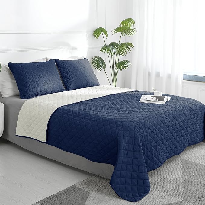 Easy-Going Reversible Quilt Set King, Bedspread with 2 Shams, Navy/Ivory | Machine Washable Lightweight Bed Comforter, 1 Quilt + 2 Pillow Shams, All Season Bed Coverlets for Bedroom