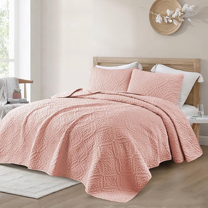 Exclusivo Mezcla Twin Quilt Set, Blush Pink | Lightweight Soft Bedspreads Coverlets, All Season Bedding with 1 Pillow Sham, Modern Style for Dorm Bedroom Guest Room