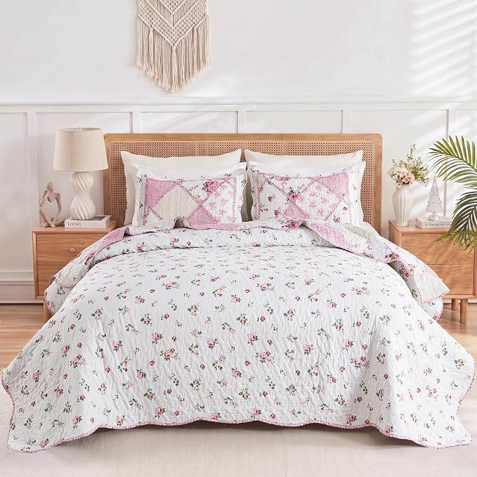 Oversized King Quilt Set Pink Floral Patchwork Alaska King Bedspreads Set | 3-Piece Alaskan King Size Bedding Set 132x120 Rversible Quilted Coverlet Lightweight Comforter Bed Cover with 2 Pillowcase