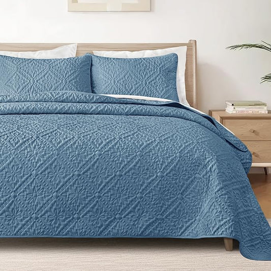 Exclusivo Mezcla King Quilt Set, Grayish Blue | Lightweight Soft Bedspreads Coverlets, All Season Bedding with 2 Pillow Shams, Modern Style for Bedroom Guest Room