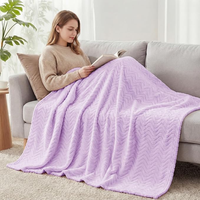 Exclusivo Mezcla Large Fleece Throw Blanket for Couch, Sofa, Lilac Purple | 50"x70" Soft Breathable Lightweight Flannel Throws for Summer, Plush Cozy Jacquard Wave Blanket for Home Decor