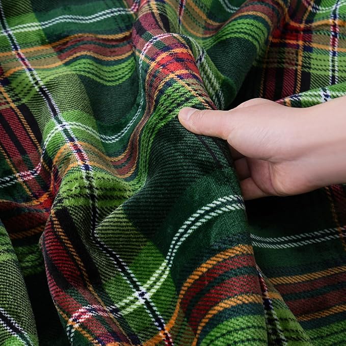 PU MEI Sherpa Fleece Throw Blanket 80" x 90" Reversible Plush Fluffy Large Big Blanket Lattice Flannel Blankets for All Season Use, Chrismas Green