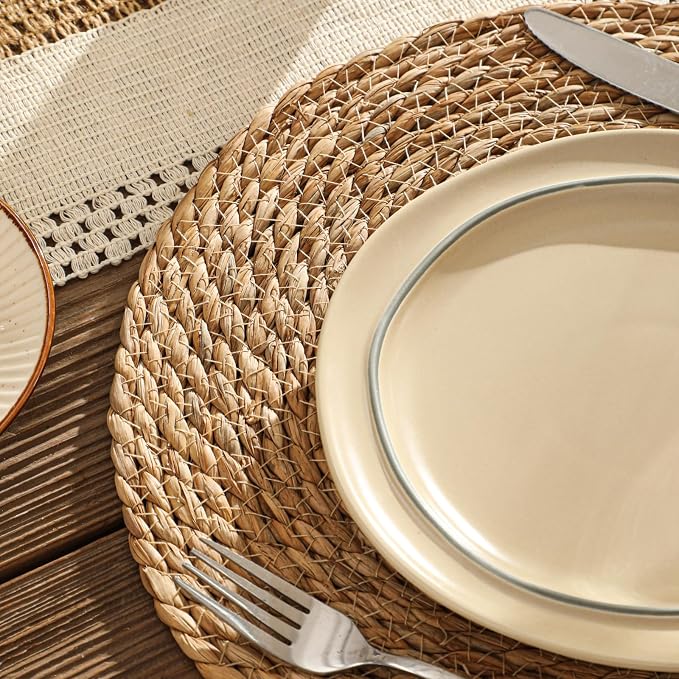 13.8'' Round Woven Placemats Set of 40, Boho Wicker Chargers, Terrekraft | Handmade from Natural Water Hyacinth, Heat-resistant & Non-slip Rattan Chargers, Rustic Farmhouse Decor, Party & Wedding Use