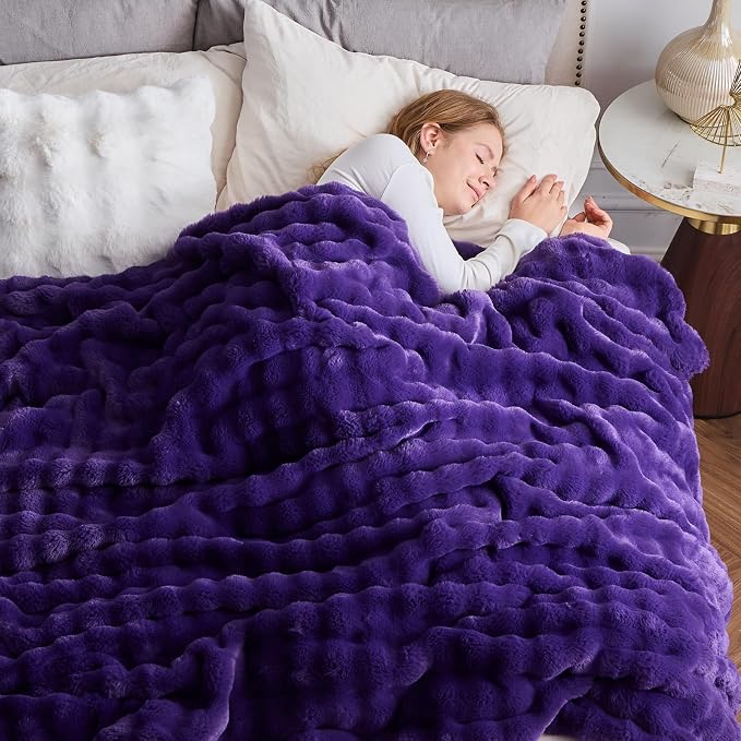 NEWCOSPLAY Faux Fur Fluffy Bubble Twin Blanket for Couch, Purple, 60"x80" | Soft Thick Warm Bubble Blanket for Couch Sofa Bed 550GSM, Plush Cozy Luxury Decorative Throw, Gift for Women Men