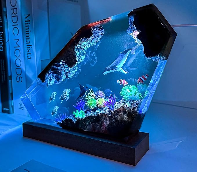 Handmade Humpback Whale Resin Ocean Lamp