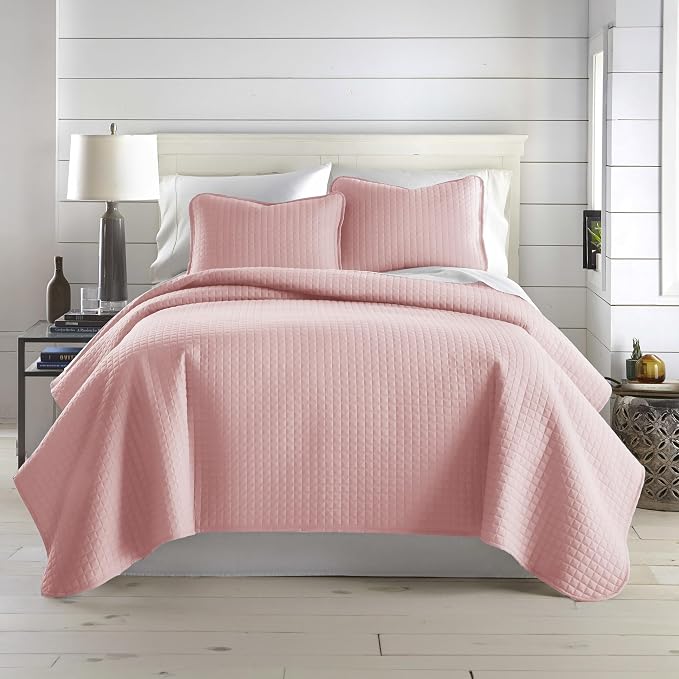 Southshore Fine Living, Inc. Pink King Quilt Set with 2 Pillow Shams, Stitched Lightweight Coverlet, King Size, Stain & Pet Hair Resistant Bedding Set, Fits Standard or California Beds, Pastel Pink