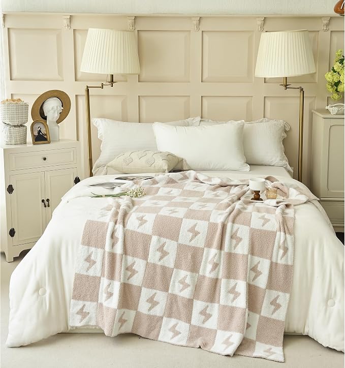 Ultra Soft Cozy Buffalo Checkerboard Grid with Lightning Pattern Fluffy Microfiber Knitted Throw Blanket Lightweight Fleece Checkered Blanket for Sofa Couch Bed Travel