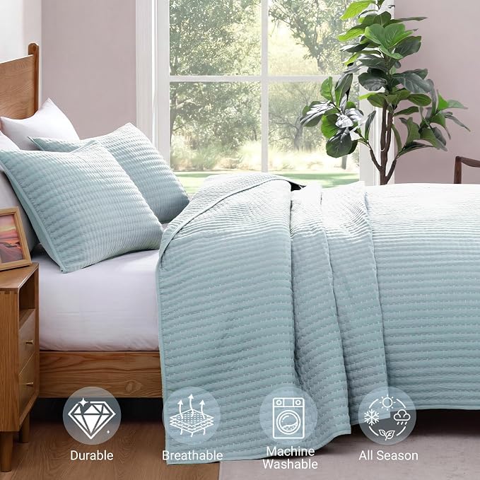 WRENSONGE Twin Quilt-Lightweight Bedspreads Sky Blue Twin Quilt Bedding Set | Soft Coverlet with Pillow Sham for All Seasons, Suitable for Bed & Couch, 2 Pieces, 66"x92"