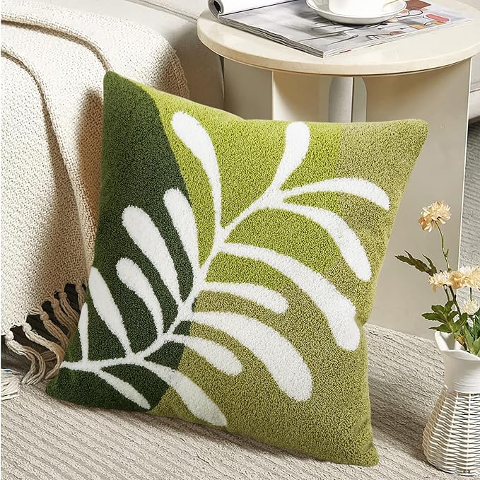Merrycolor Boho Decorative Throw Pillow Covers 18x18 Tufted Green Decorative Pillows Covers Leaf Mid Century Modern Throw Pillows for Bed Couch Sofa Living Room 1PC （Green and White ）