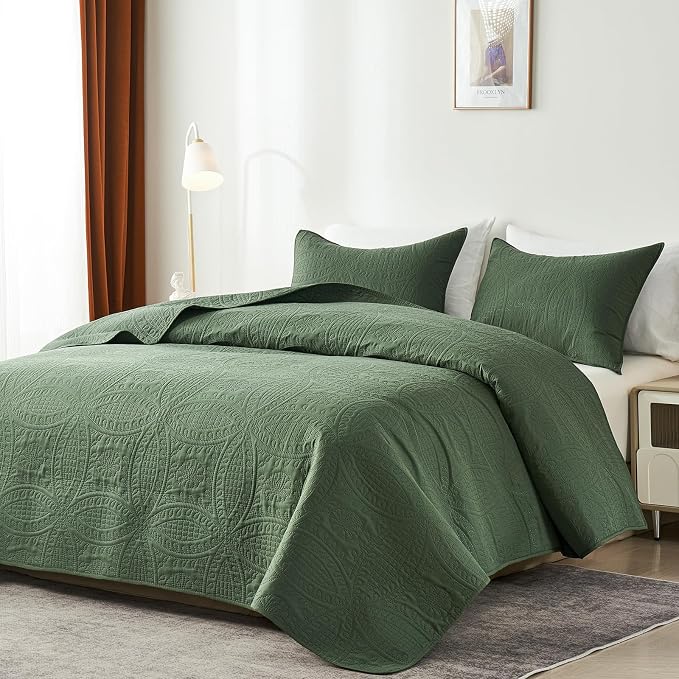 akkialla Twin Quilt Bedding Set,Olive Green Ultrasonic Quilt Set,Lightweight Soft Bedspread Coverlet,Modern Style Coin Pattern Bed Cover for All Seasons,2 Piece(1 Quilt,1 Pillow Sham)