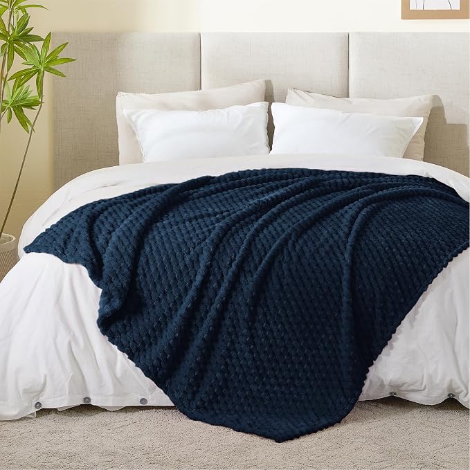 BEDELITE Navy Twin Blanket for Couch, Soft Cozy Gifts for Women, 60 * 80 | 3D Jacquard Decorative Fleece Blanket, Super Soft Plush Throws, Cute Birthday Gift for Women & Men, Suitable for All Seasons